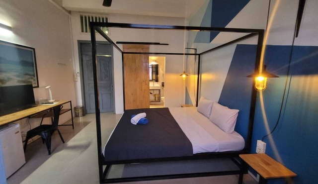 The Place Hostel & Rooftop Bar in Battambang