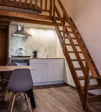 The Wood Loft poros view
