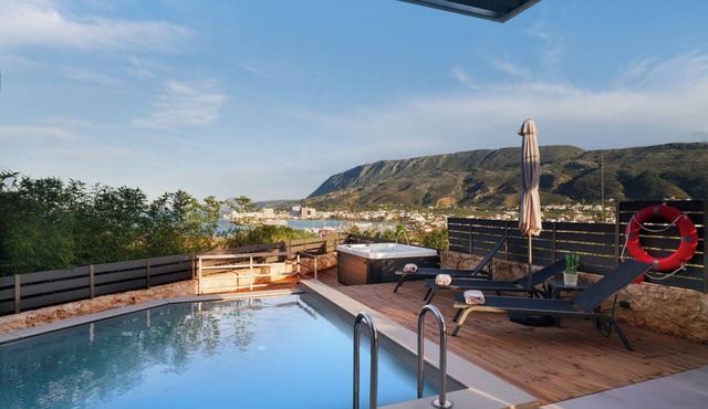 Thearia Villa I – seaview, private heated pool & jacuzzi in CHANIA