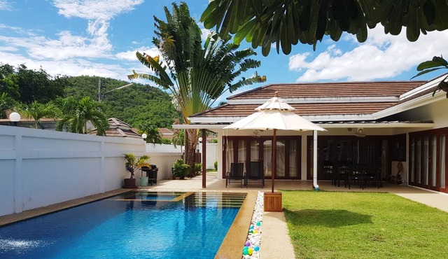 Thiva Pool Villa Hua Hin