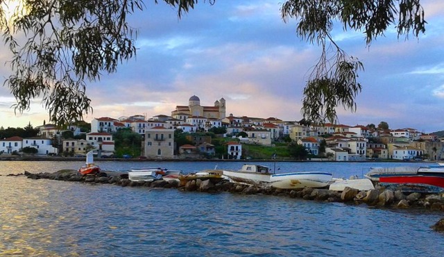 To Spitaki Apartments in Galaxidi