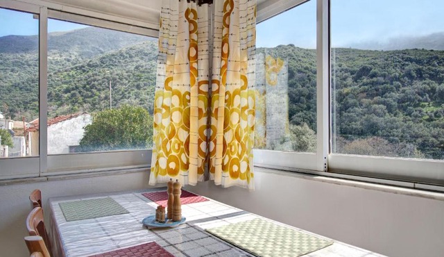 Traditional Cretan Country House (9klm from Elafonissi) in Plokamianá