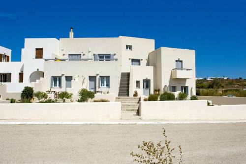Tsakanos Home in Adamantas
