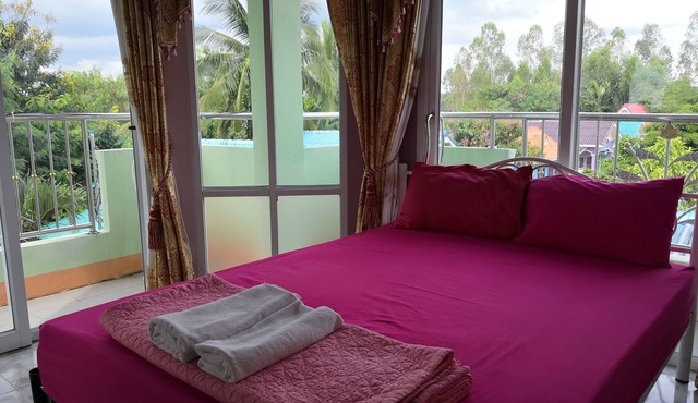 Turfan Hotel and Tigger Park