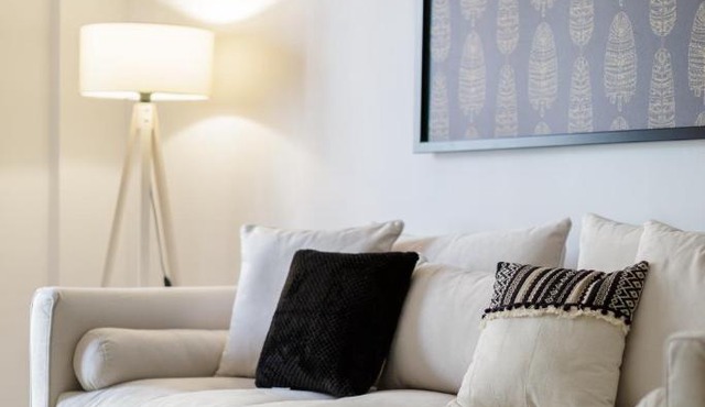Urban 2BD Apartment in Koukaki by UPSTREET
