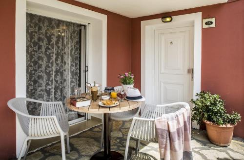 Vassilis Guest House in Parga