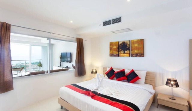 View apartment in Karon Phuket - 300 m to the beach.
