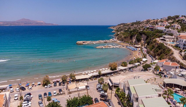 Villa 'Antonia' with Sea View, Wi-Fi and Air Conditioning