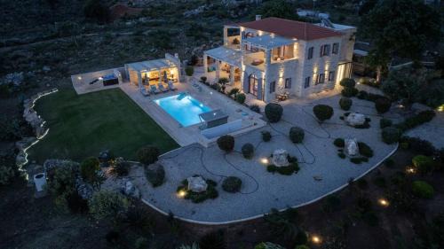 Villa AuroraLuxurius Living in Prinés