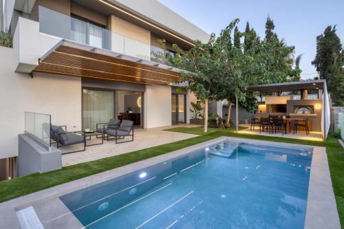 Villa Crystal Sun with Heated Pool, by Estia in Yiofirákia