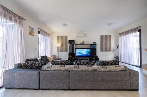 Villa Elena in Argaka in Argaka