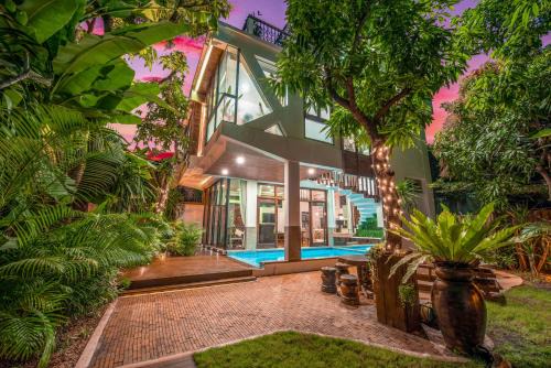 Villa Eternal - luxurious private pool villa