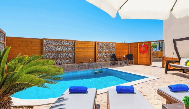 Villa Ifigeneia - Three Bedroom Villa, Sleeps 6 in Afandou