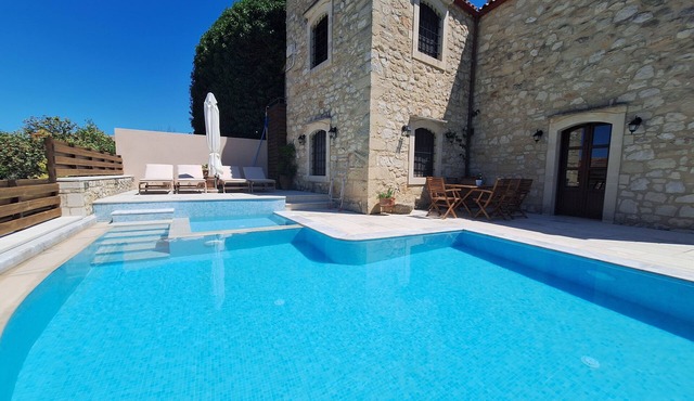 Villa Kaladare | Private Pool Villa in Crete | Sleeps 6 Peaceful - Relaxing Stay
