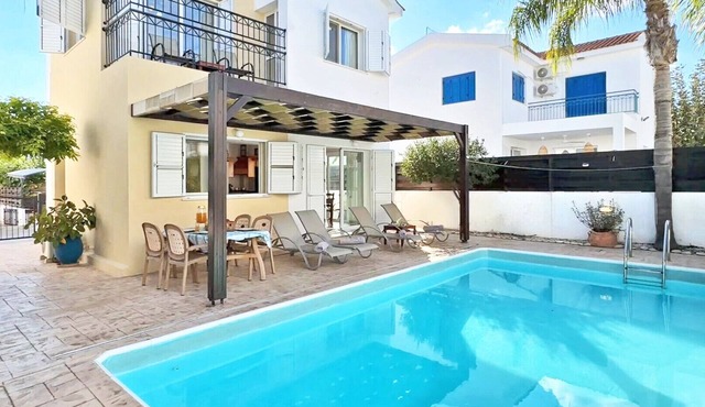 Villa Kos #7 - Charming Paralimni Getaway in Protaras