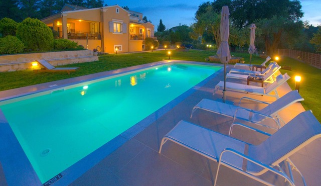 Villa Spyrelia in Dassia in Dassia