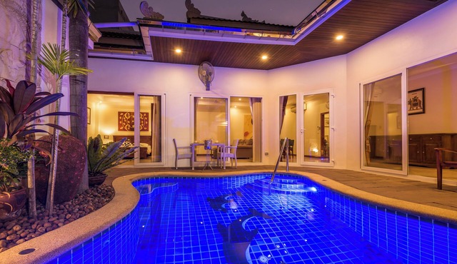 Village Austria - Luxury 3BR private pool villa Pratamnak Soi 5 -50m to beach