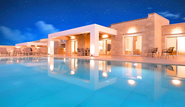 Vista Mare Villa Heated Pool in Dramia