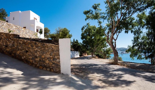 Vista Portolago Villas & Suites