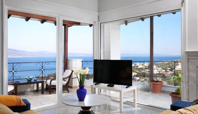 Volos Seacrest Luxury Villa in Soros