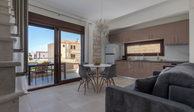 White Pearl Suites Halkidiki in Nea Propontida