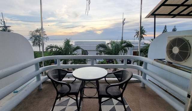 Wonderful Pattaya beach apartment