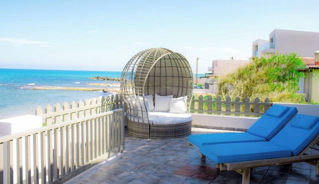 Zen Beachfront Apartment