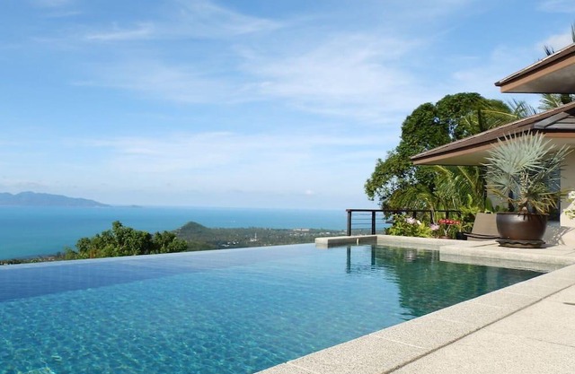 2 Bedroom Sea View Villa Angthong