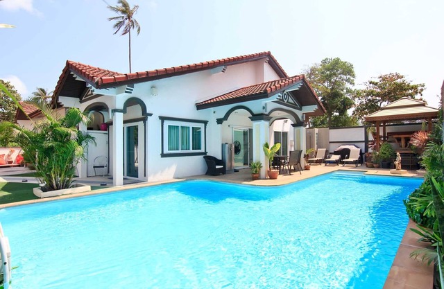 5 Bedroom Villa in Fisherman's Village
