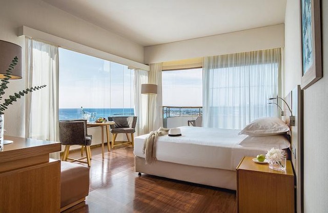 Alion Beach Hotel