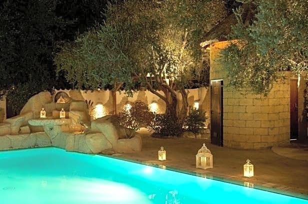 Cleopatra Hotel