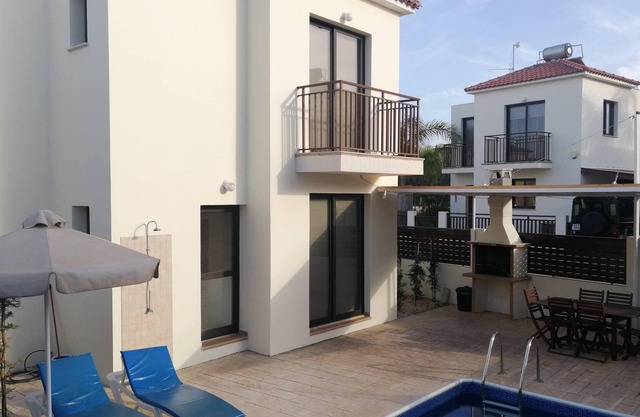 Excellent villa for families only 3 minutes to the beach