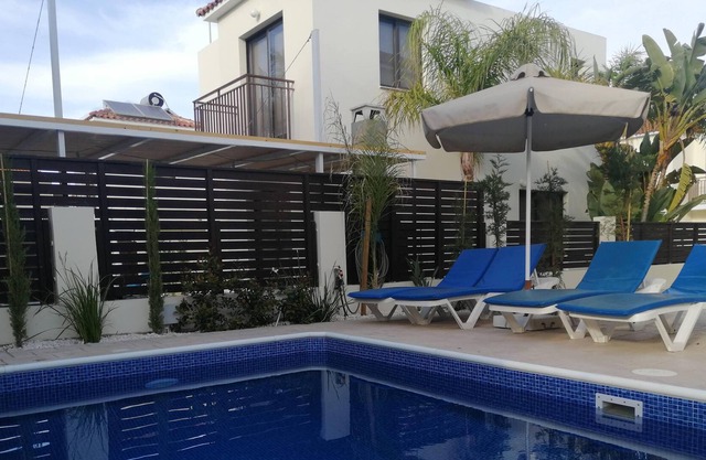 Excellent villa for families only 3 minutes to the beach