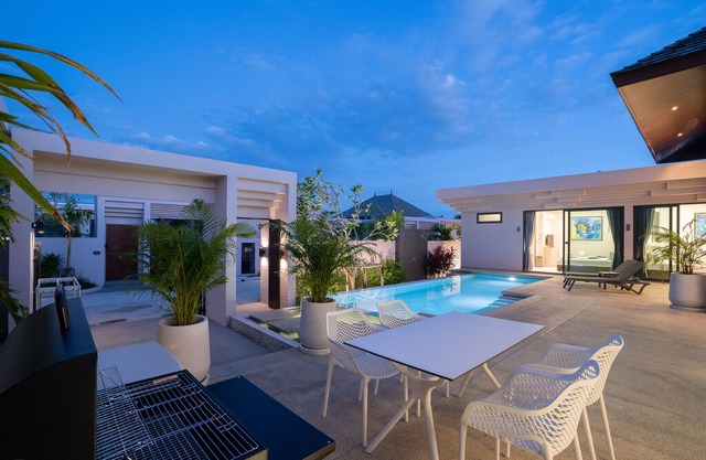 Gold Chariot Pool Villa A3