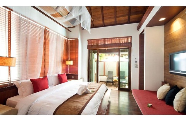 Hydro Pool Villa - 13