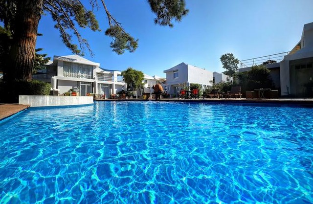 Loriet Hotel