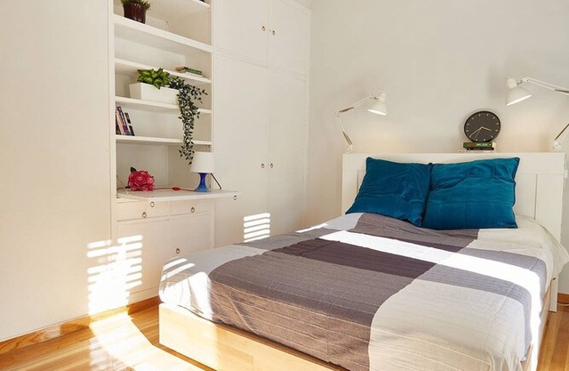 Spacious elegant 3 bedroom apartment in the heart of Athens
