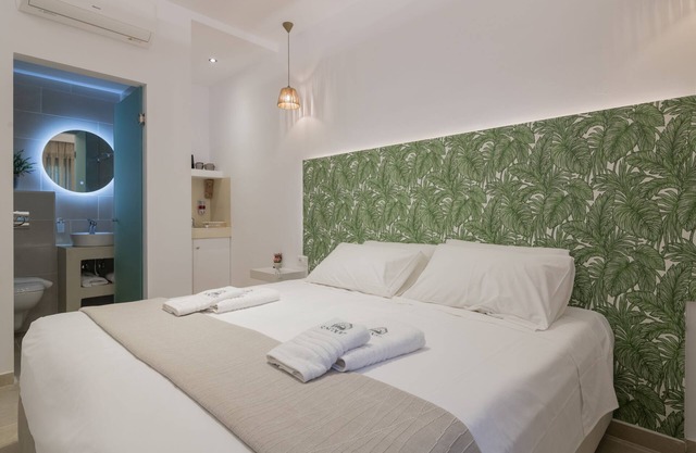 Suncourt Lux Rooms - Double/Twin Room N4