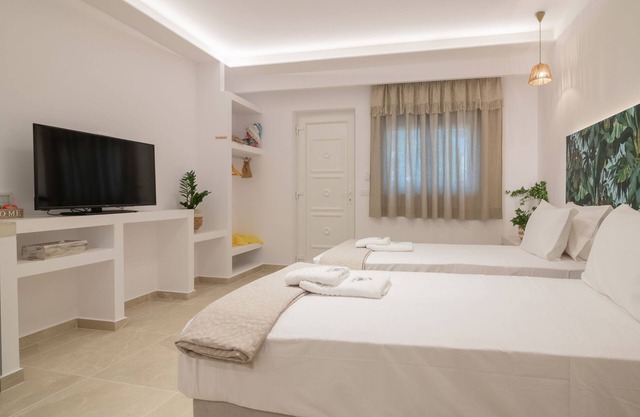 Suncourt Lux Rooms - Twin/Double Room N2