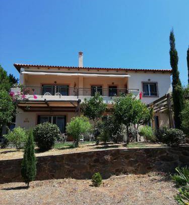 Nea Styra House | 100 m² House ∙ 2 bedrooms ∙ 6 guests