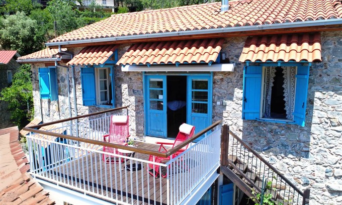 Kalopanayiotis Cottage | 110 m² Cabin ∙ 3 bedrooms ∙ 6 guests