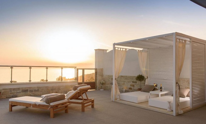 Kalamaki House | 110 m² House ∙ 2 bedrooms ∙ 4 guests