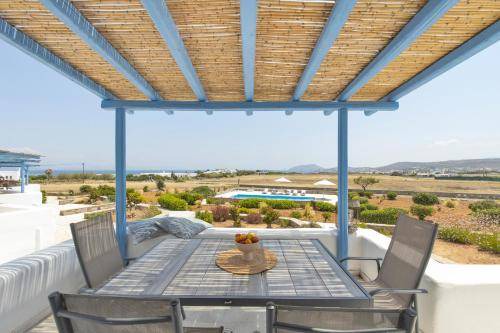 Ampelas House | 115 m² House ∙ 3 bedrooms ∙ 6 guests