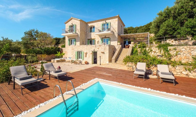 Skinaria Villa | 130 m² Villa ∙ 5 bedrooms ∙ 9 guests
