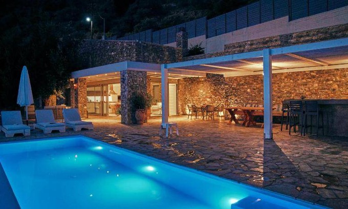 Melinta House | 140 m² House ∙ 3 bedrooms ∙ 8 guests