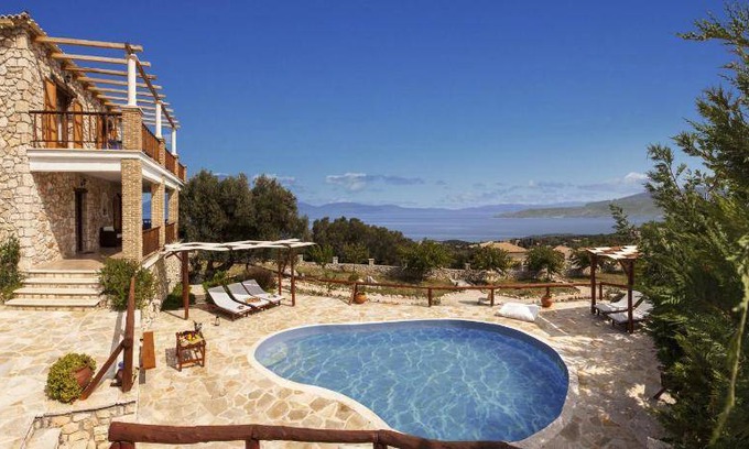 Skinaria Resort | 140 m² Resort ∙ 4 bedrooms ∙ 12 guests