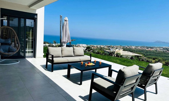 Maleme Villa | 150 m² Villa ∙ 4 bedrooms ∙ 10 guests