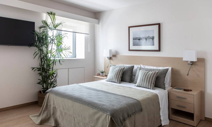 Piraeus Other | 18 m² Accommodation ∙ 2 guests
