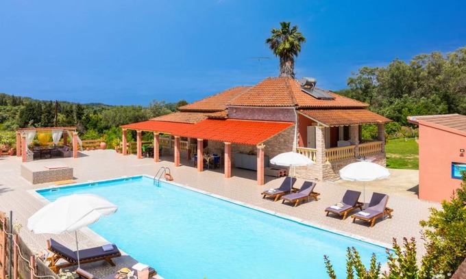 Lefkimmi Villa | 180 m² Villa ∙ 2 bedrooms ∙ 6 guests