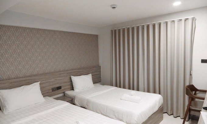 Rama 9 Hotel | 20 m² Hotel ∙ 2 guests